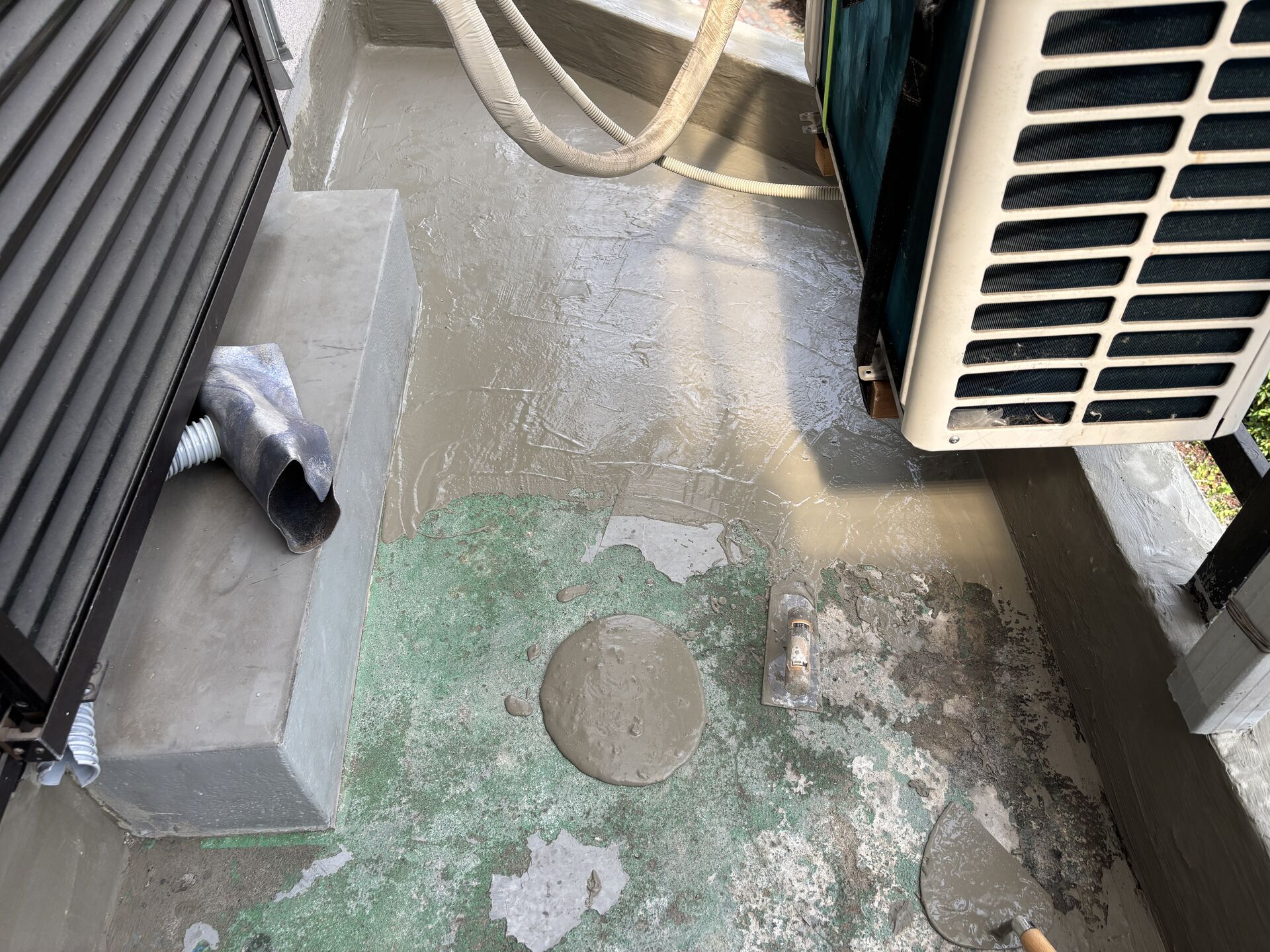 ベランダのウレタン防水工事の流れを徹底解説｜東大阪市の外壁塗装・防水なら森口建装