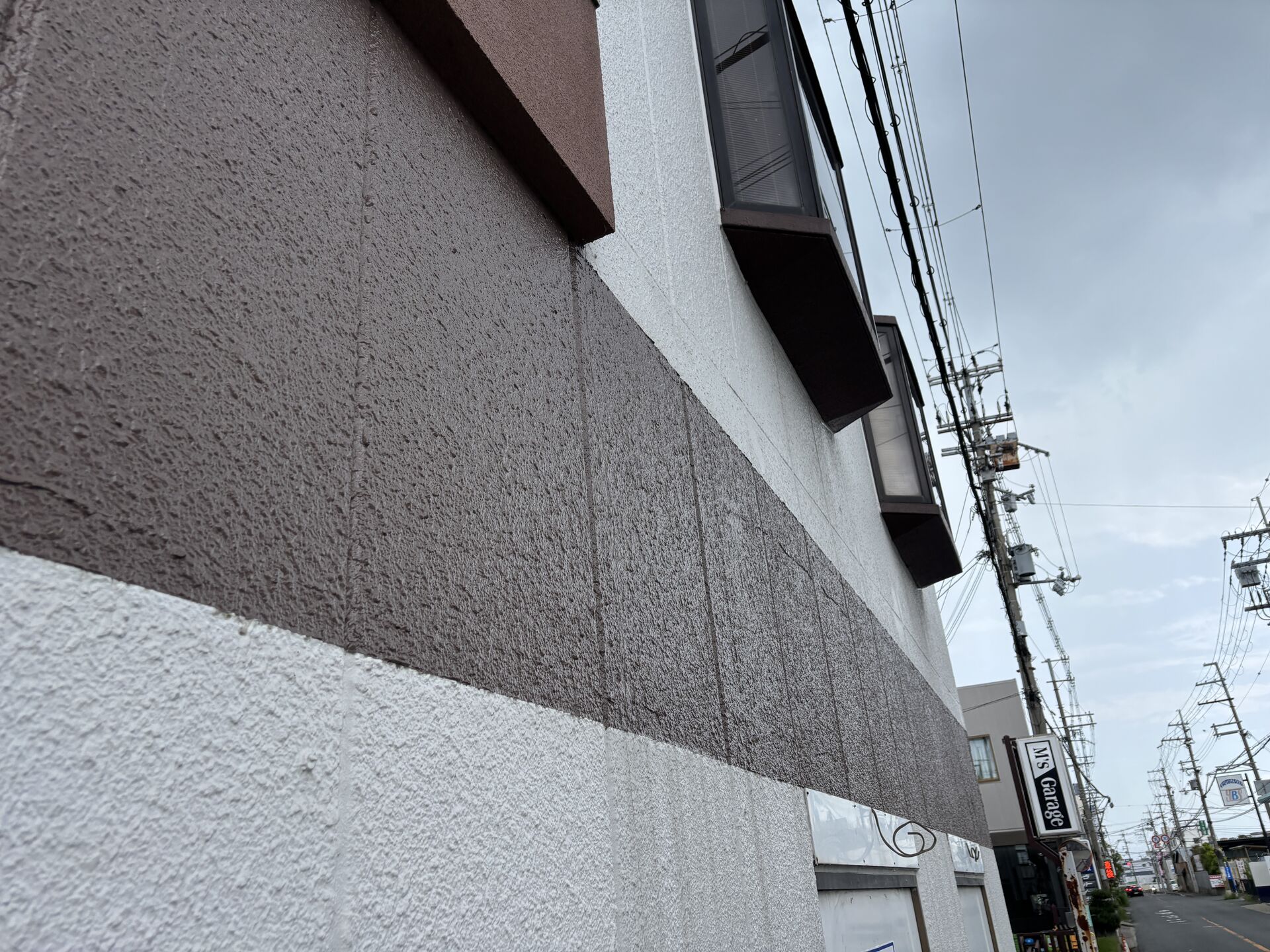 東大阪市の部分補修塗装事例｜看板撤去跡の外壁を1日で補修（管理会社・オーナー様向け）