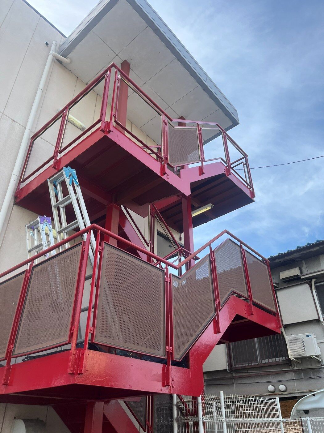 外階段 上塗り