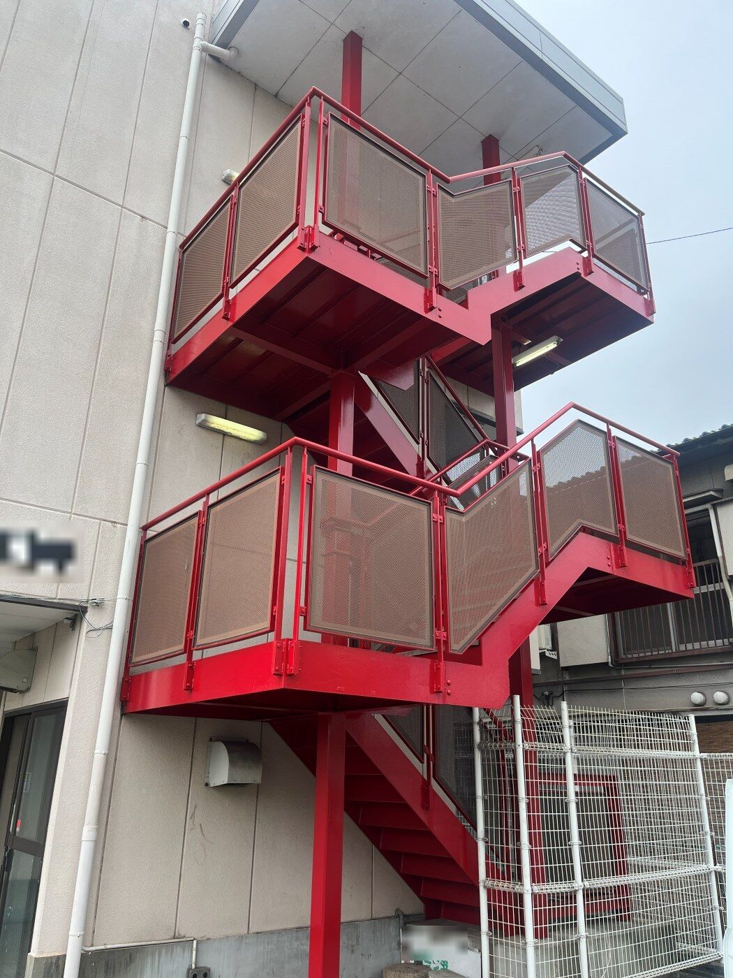 アパート 外階段 鉄部塗装 完成